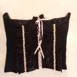 Sexy Cupless black bustier